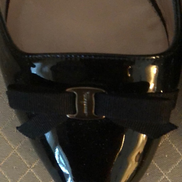 Salvatore ferragamo size 6 1/2 black - Picture 3 of 5
